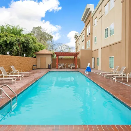 La Quinta By Wyndham Lake Charles - Westlake